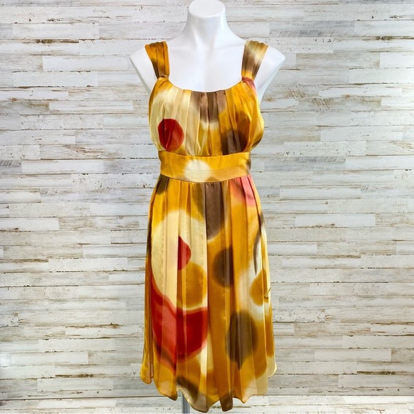 Suzi Chin for Maggy Boutique Dresses & Skirts - Suzi Chin by Maggy Boutique Silk Dress Womens Size 12 Gold Red Print Tie Waist